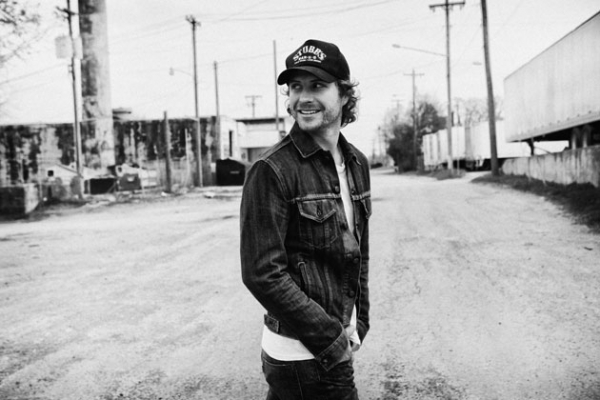 Dierks-Bentley home.jpg